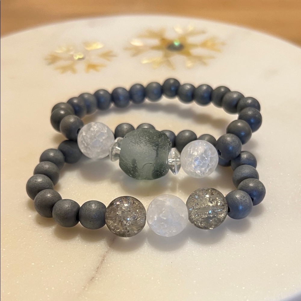 Chic Gray and White Beaded Bracelet Set